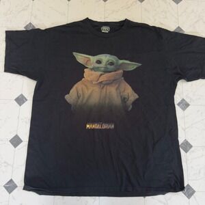 Star Wars The Mandalorian Grogu Baby Yoda Graphic T-Shirt Men's XL Black